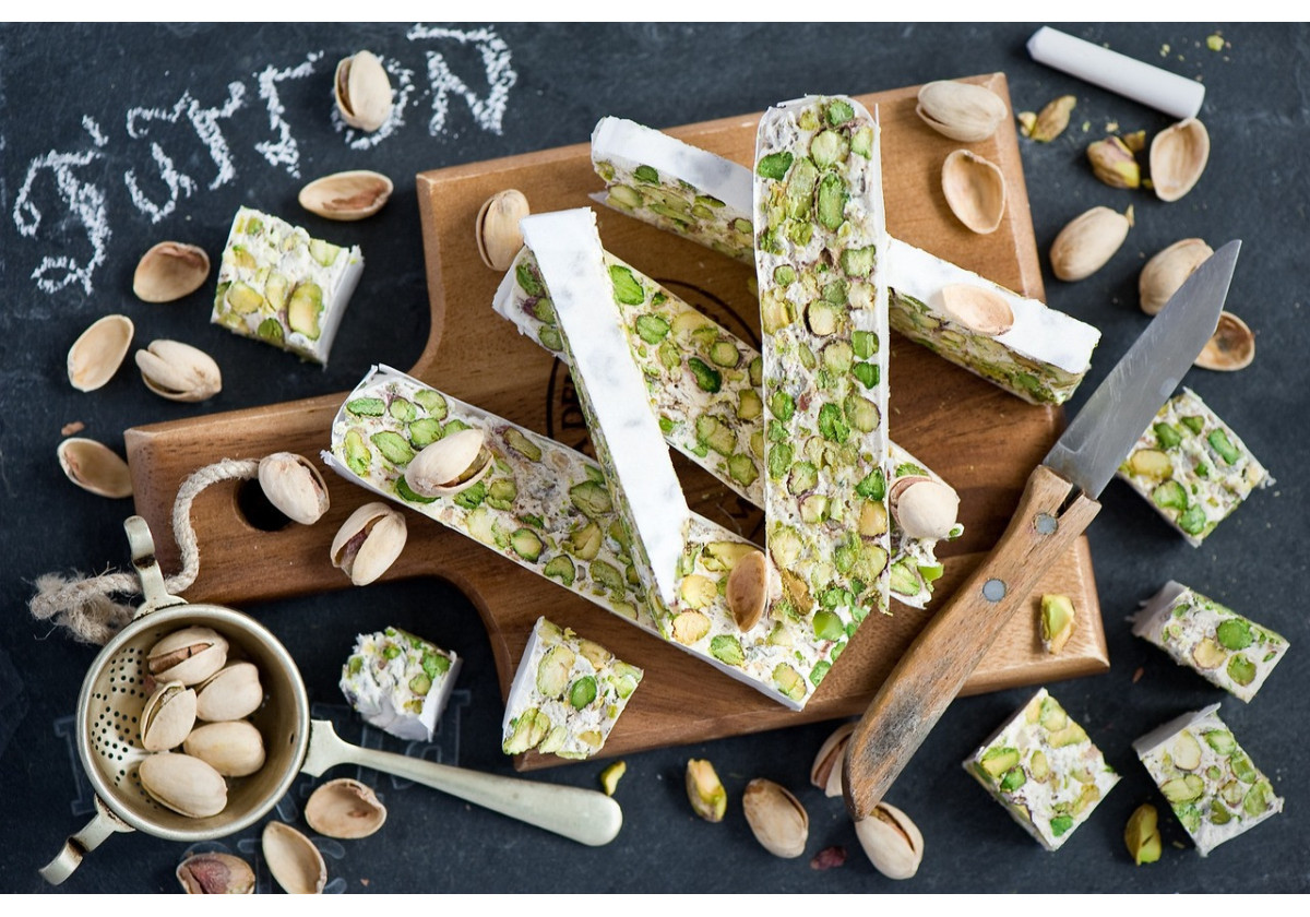 Il torrone origini e varianti - Blog - Drogheria Olimpia Shop Online
